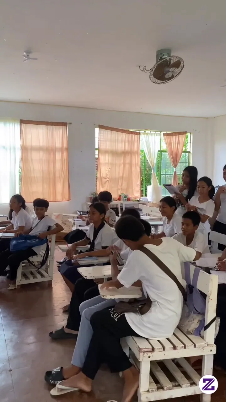 Siapa Yang Biasa Tidur Di Kelas😅 Absen Di Komentar Yah