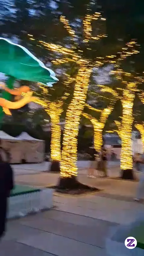 Assalamu'alaikum Selamat Malam...lihat Lamphion Di Victoria Park HHongkong Lagi