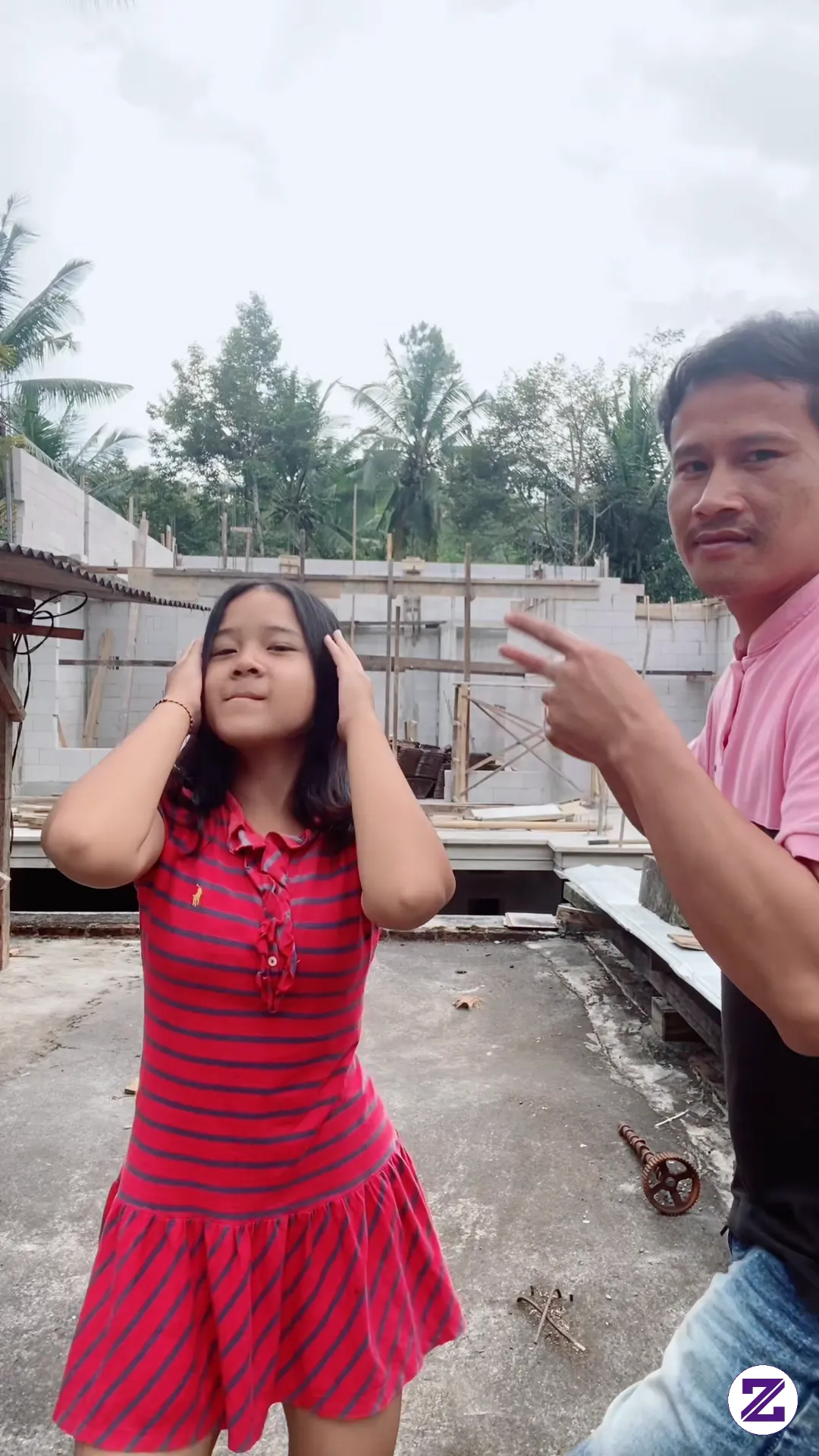 Lagi Gabut Sama Ayah Yang Ganteng.