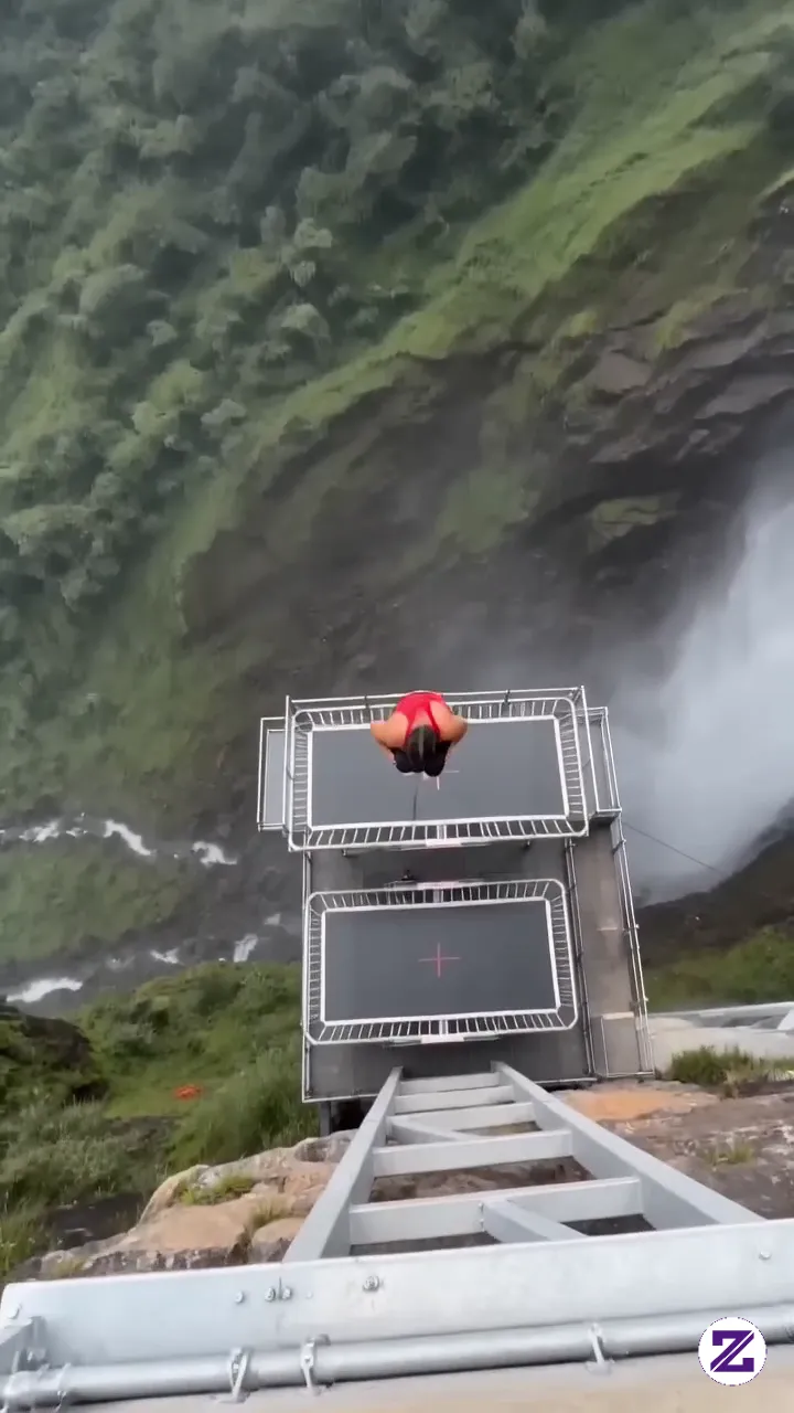 Saya Telah Menaklukkan Air Terjun Tertinggi 😱🥰🥳