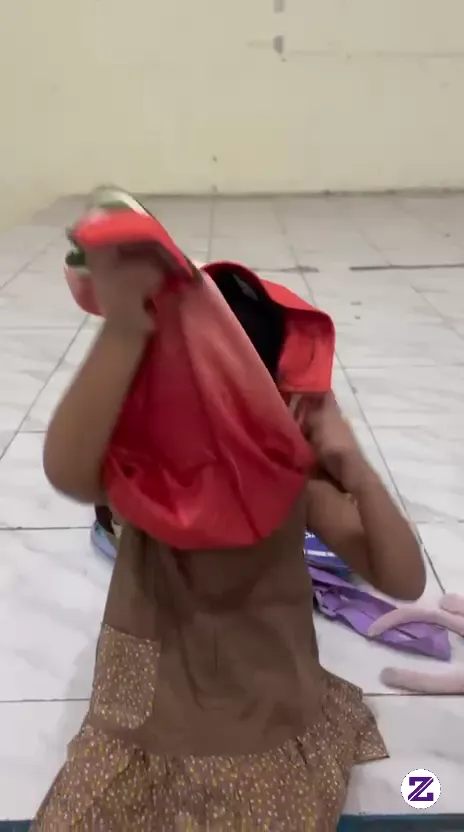Lingkaran Leher Kecil Tidak Masuk Kepala Ukuran Tidak Masuk Mau Gimana Lagi😌😌