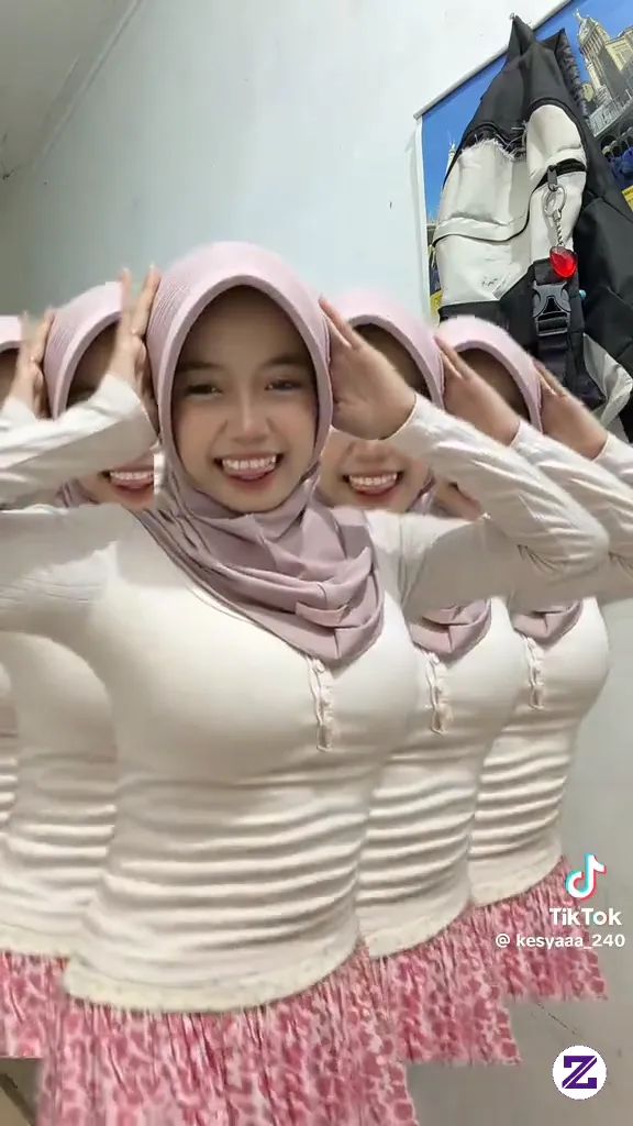 Jangan Di Lihat Nanti Ada Yang Panas Loh