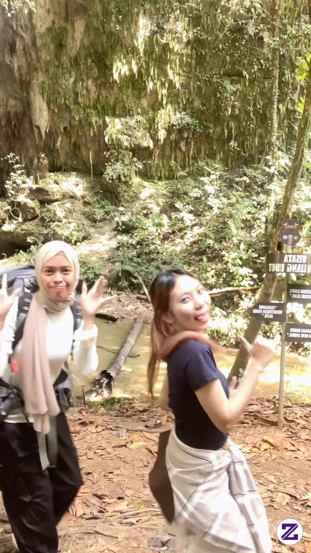 Goa Liang Udud Refreshing Bersama Kawan Kawan